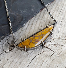 Load image into Gallery viewer, Yellow brecciated jasper horizontal necklace in chunky prong setting